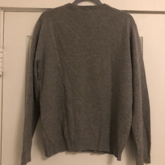 J Crew 100% Cashmere V-Neck sweater - Picture 2 of 4